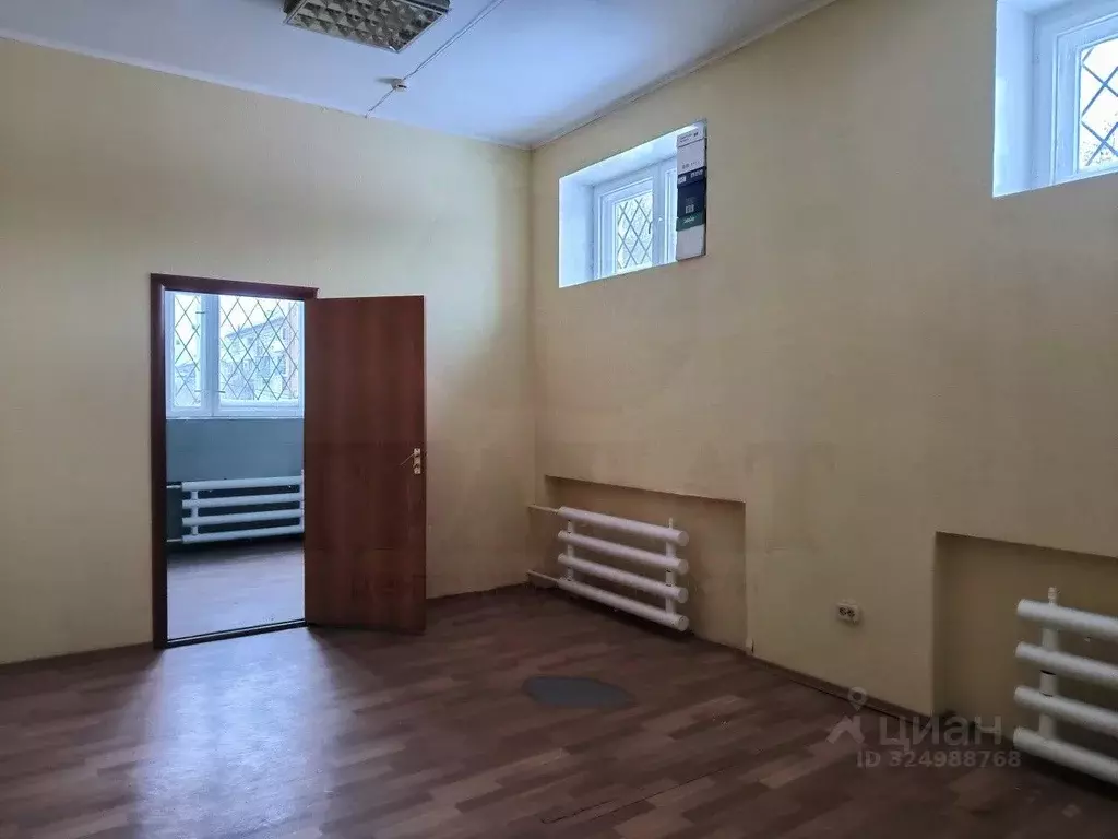 Помещение свободного назначения в Свердловская область, Екатеринбург ... - Фото 1