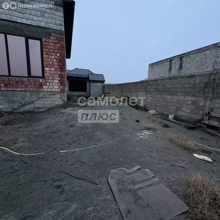 Дом в село Нижний Чирюрт, Харьковская улица, 16 (220 м) - Фото 2