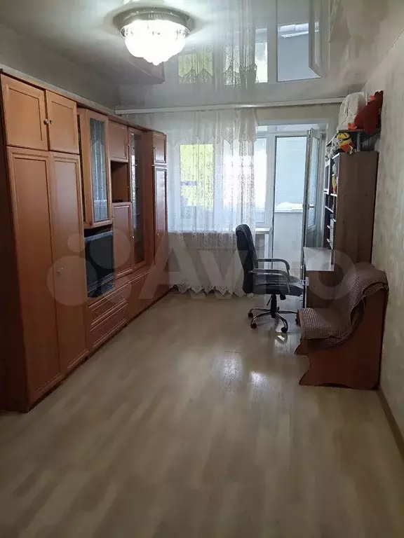 1-к. квартира, 32 м, 8/9 эт. - Фото 1