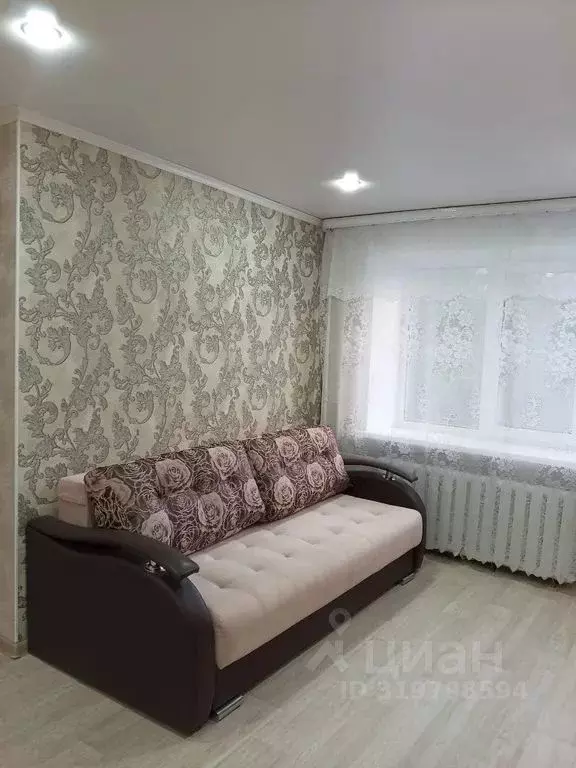 1-к кв. Тверская область, Бежецк ул. М.И. Кузнецова, 20/46 (31.0 м) - Фото 1