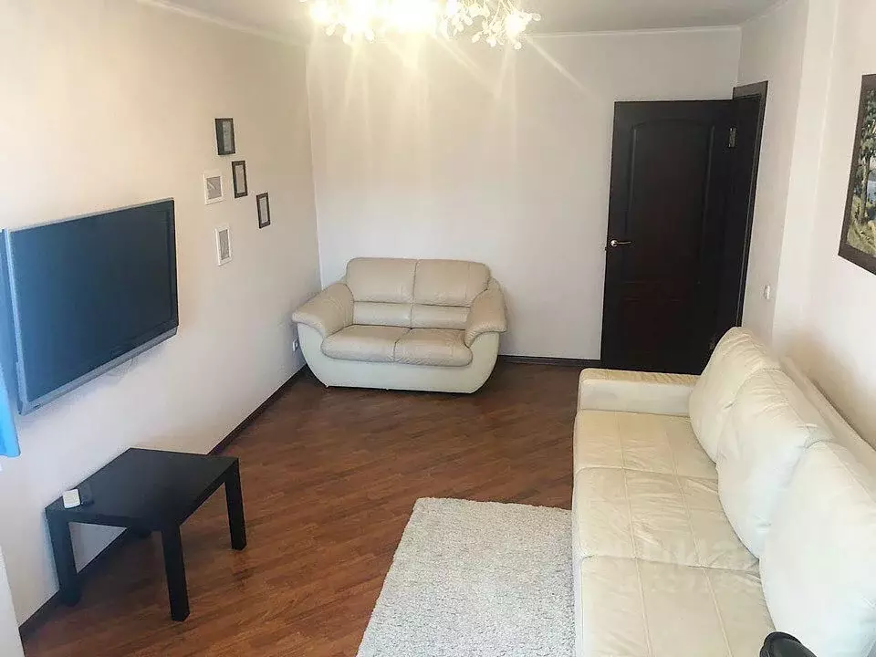 1-к кв. Кировская область, Киров ул. Челюскинцев, 7 (45.0 м) - Фото 2