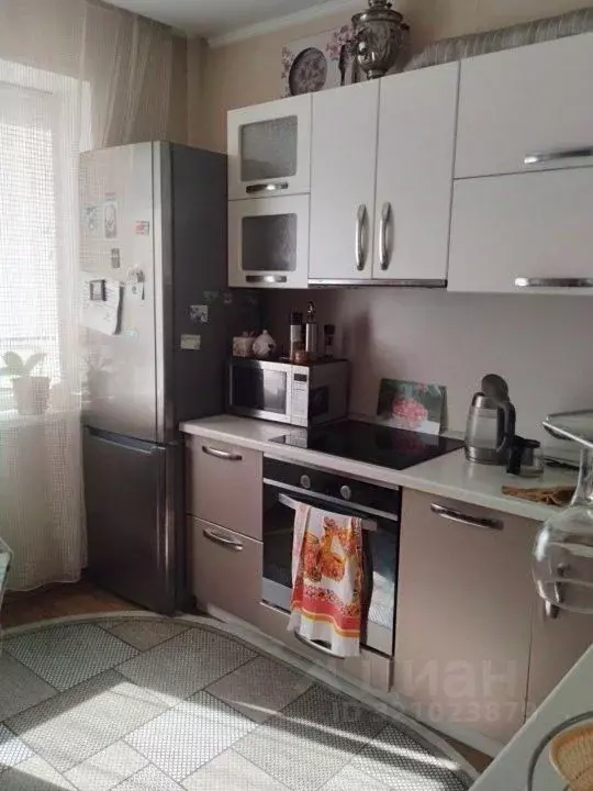 3-к кв. Белгородская область, Старый Оскол Конева мкр, 8А (64.0 м) - Фото 1