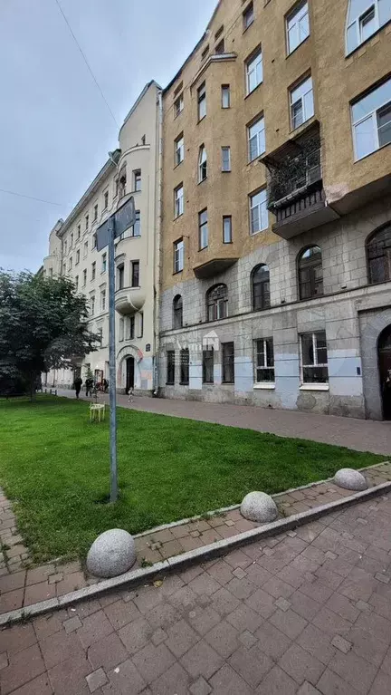 Комната 17,3 м в 5-к., 6/6 эт. - Фото 1
