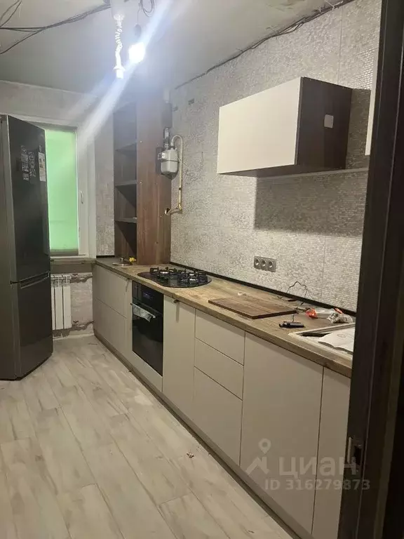 2-к кв. Севастополь ул. Генерала Хрюкина, 8 (68.0 м) - Фото 0