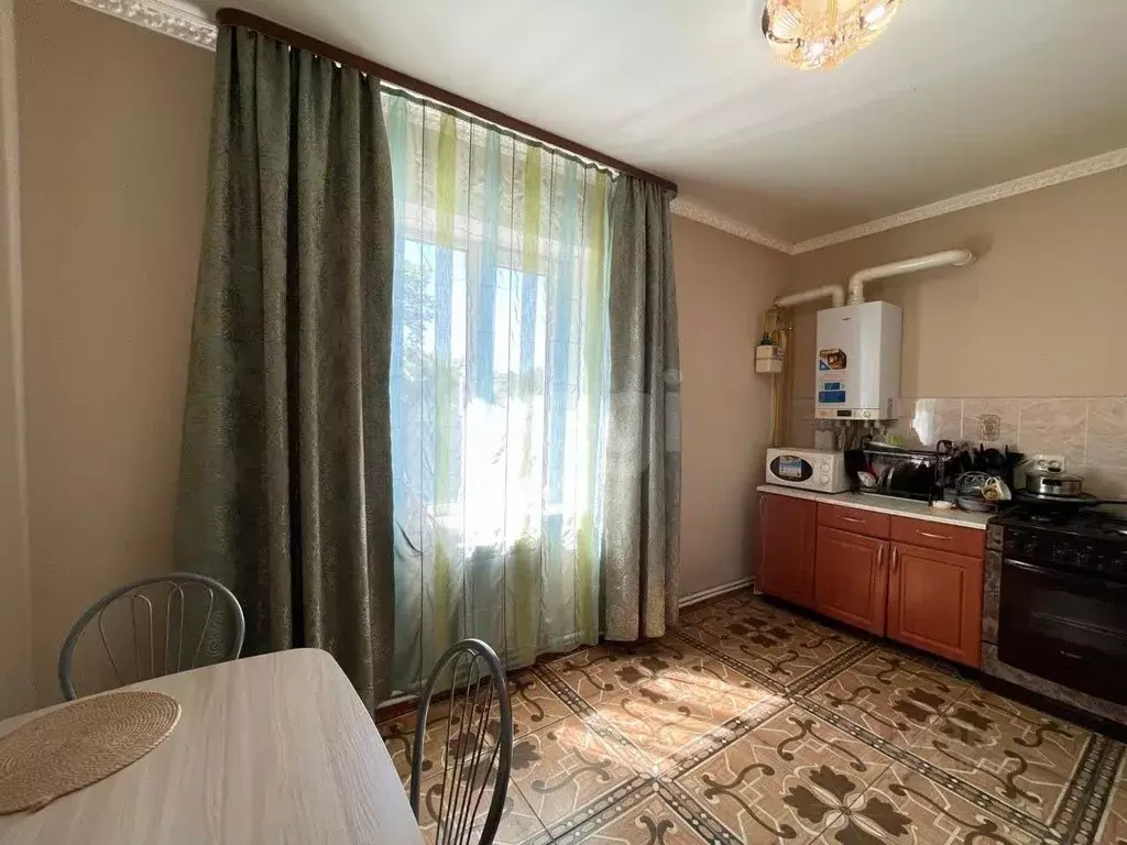 1-к кв. Костромская область, Ветлужский пгт ул. Дружбы, 4 (41.0 м) - Фото 0