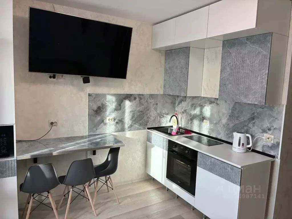 Студия Тюменская область, Тюмень ДОК мкр, ул. Ботаническая, 1к1 (20.0 ... - Фото 1