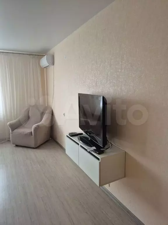 1-к. квартира, 41 м, 10/17 эт. - Фото 0