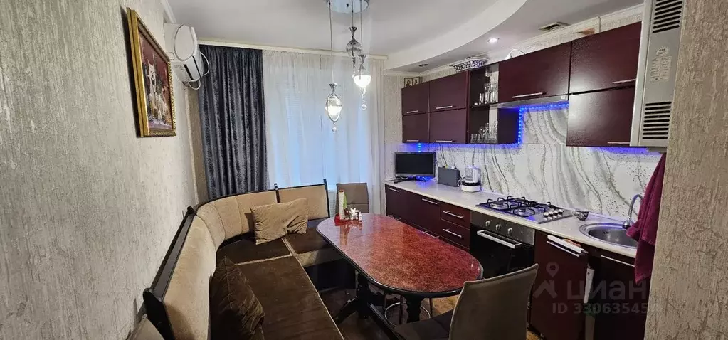 2-к кв. Саратовская область, Маркс просп. Строителей (45.0 м) - Фото 1