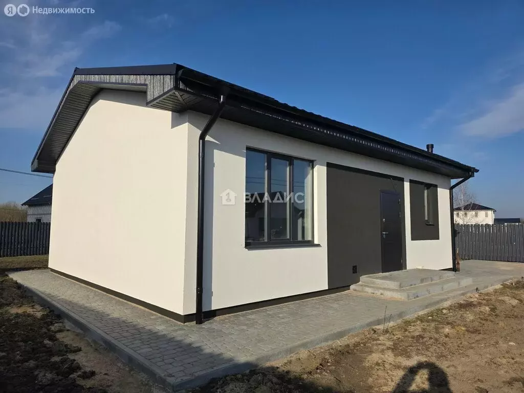 Дом в Калининградская область, Гурьевский муниципальный округ, посёлок ... - Фото 1