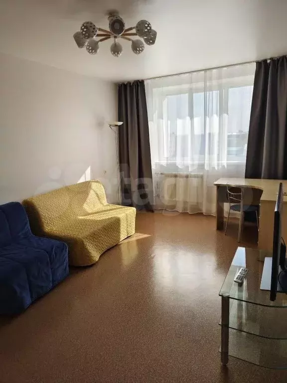 1-к. квартира, 41 м, 10/10 эт. - Фото 1