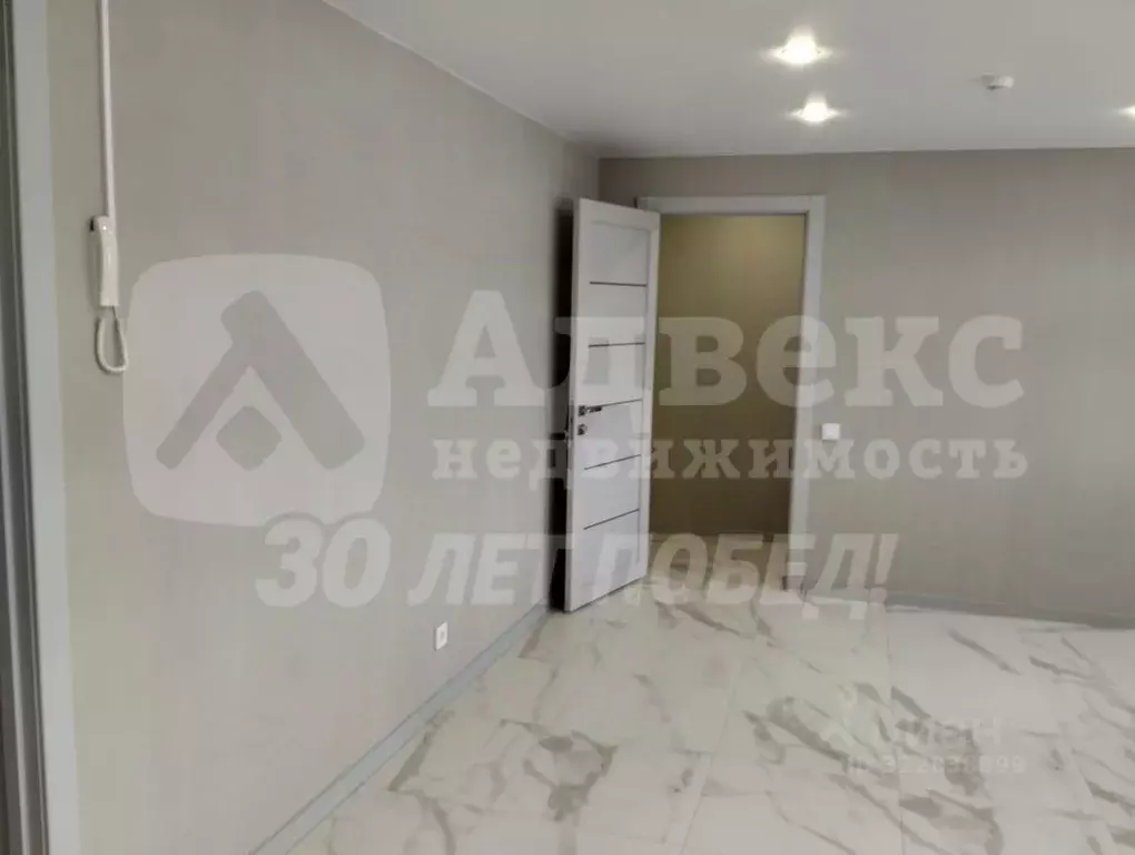 Офис в Тюменская область, Тюмень ул. Энергетиков, 167 (10 м) - Фото 1