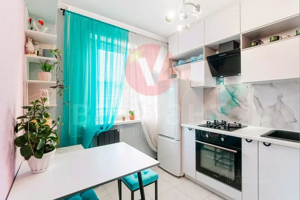 1-к кв. Омская область, Омск ул. Дианова, 7В (30.0 м) - Фото 1