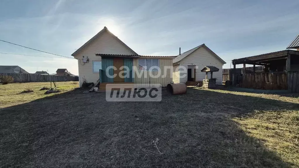 Дом в Иркутская область, Эхирит-Булагатский район, пос. Усть-Ордынский ... - Фото 1