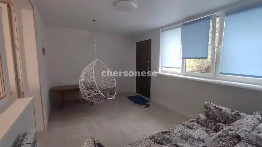 2-к кв. Севастополь ул. Адмирала Фадеева, 15 (50.0 м) - Фото 2