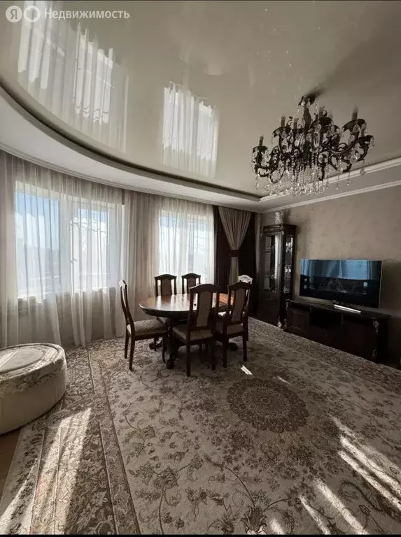 3-комнатная квартира: Астрахань, Боевая улица, 83Е (108.7 м) - Фото 2