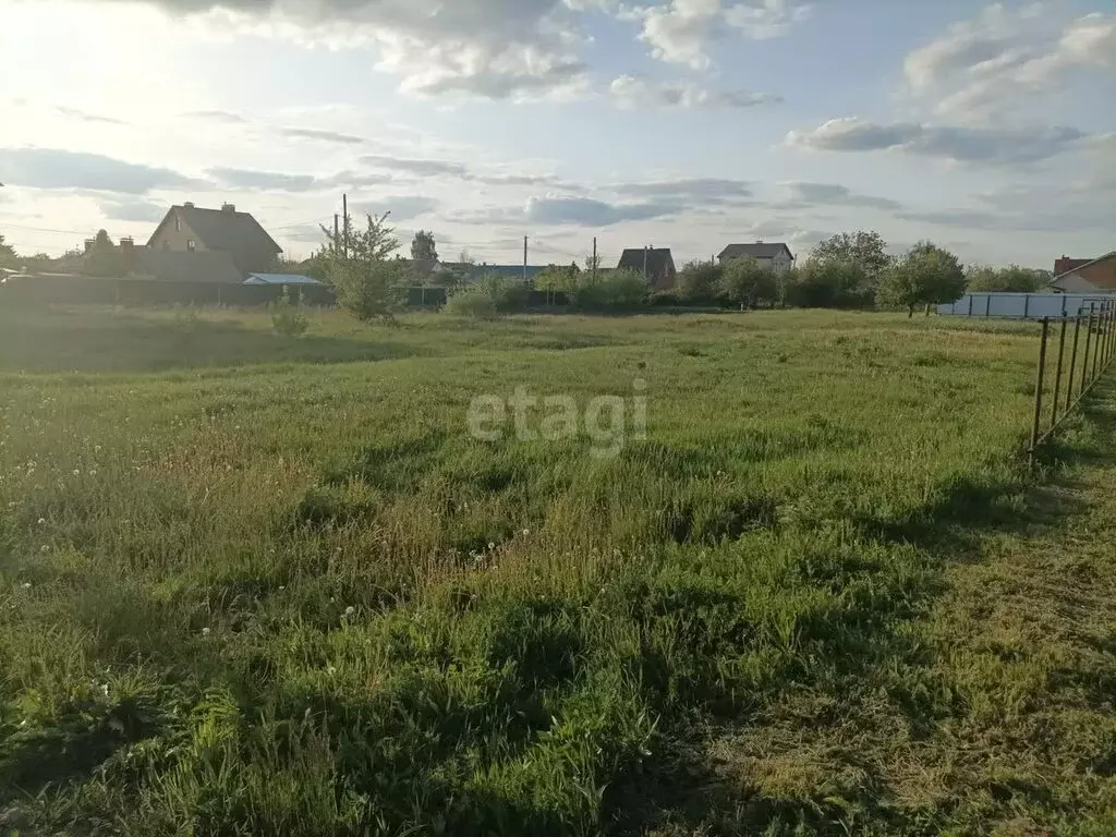 Участок в село Новая Усмань, Коммунарская улица (12 м) - Фото 0