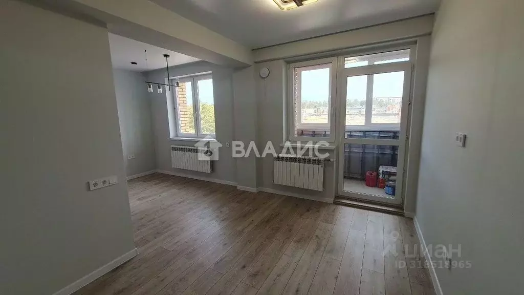 Студия Бурятия, Улан-Удэ 142-й мкр, 10 (29.5 м) - Фото 1