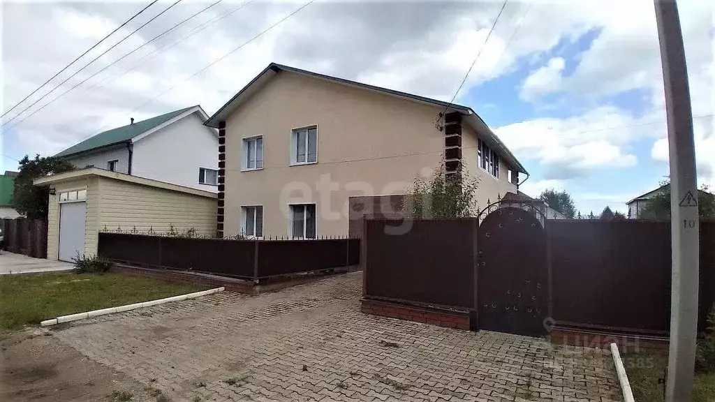 Дом в Башкортостан, Бирск ул. 70 лет Октября (190 м) - Фото 1