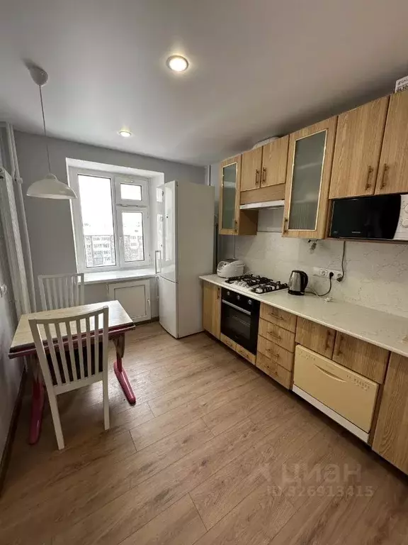 3-к кв. Башкортостан, Уфа Революционная ул., 167/3 (62.9 м) - Фото 2