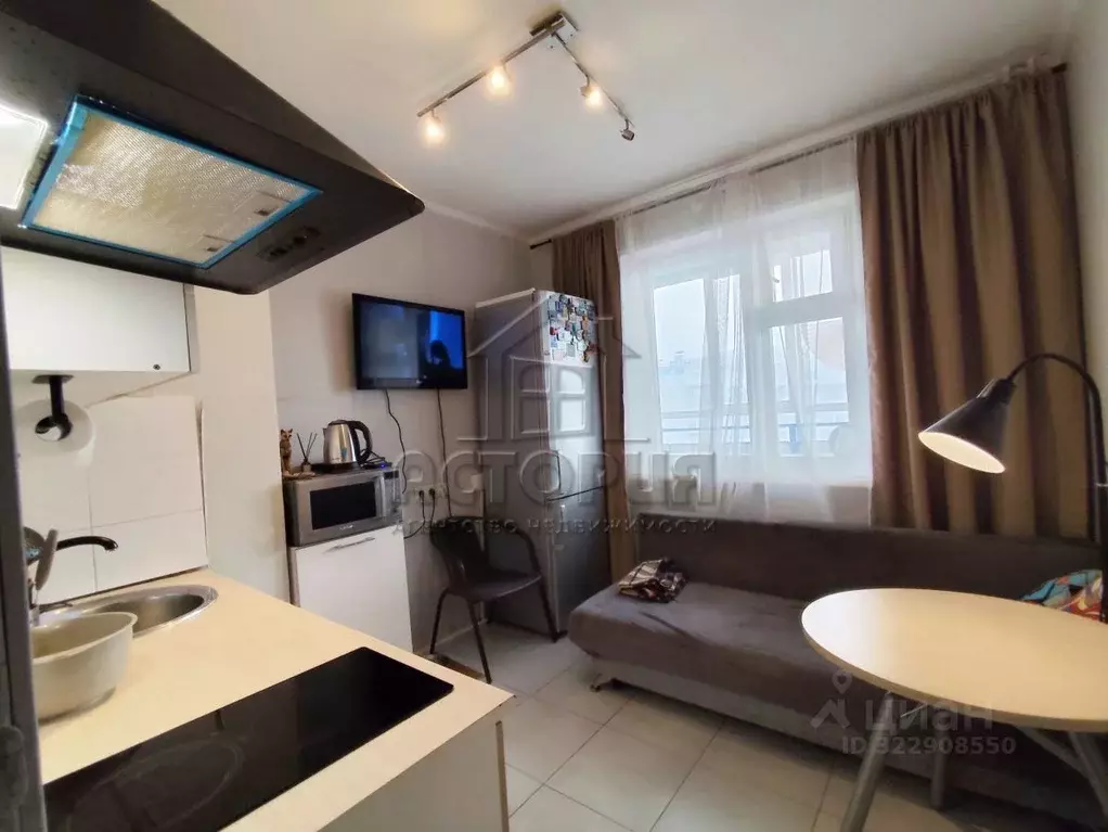 1-к кв. Красноярский край, Красноярск наб. Ярыгинская, 41 (31.6 м) - Фото 0