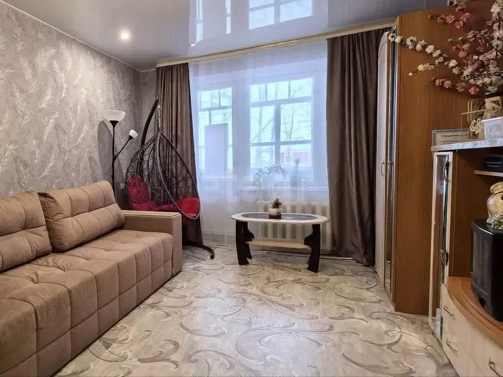 3-к кв. Вологодская область, Кадуй рп ул. Молодежная, 5 (79.3 м) - Фото 1