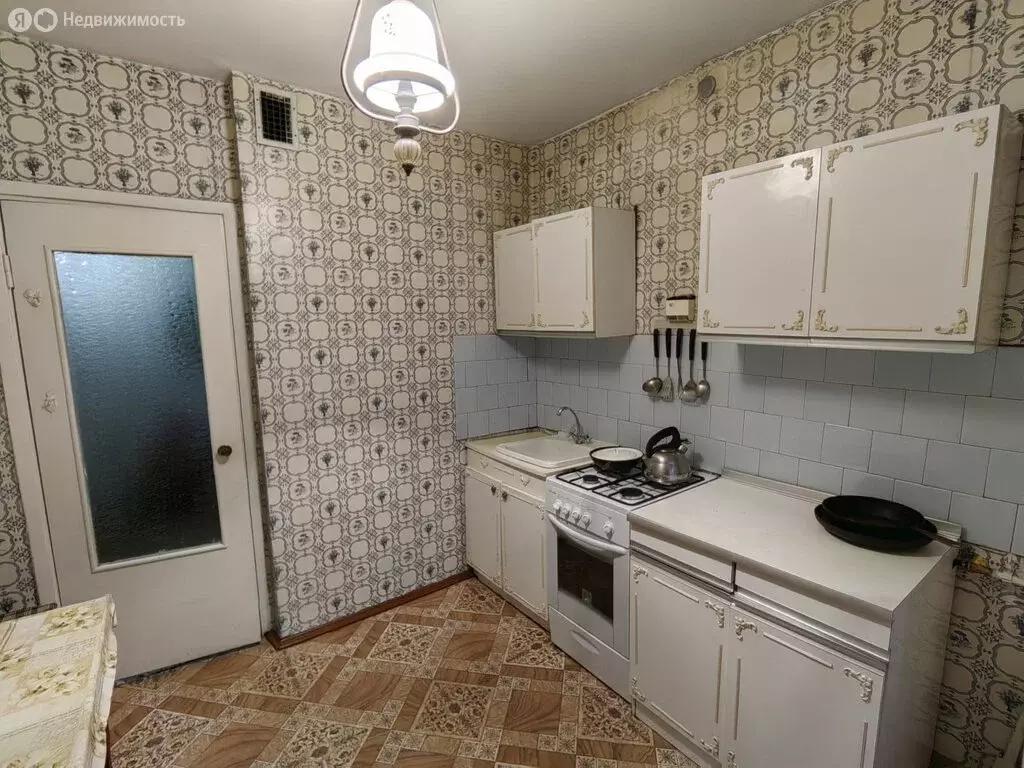 3-комнатная квартира: Ангарск, 18-й микрорайон, 4 (76 м) - Фото 1