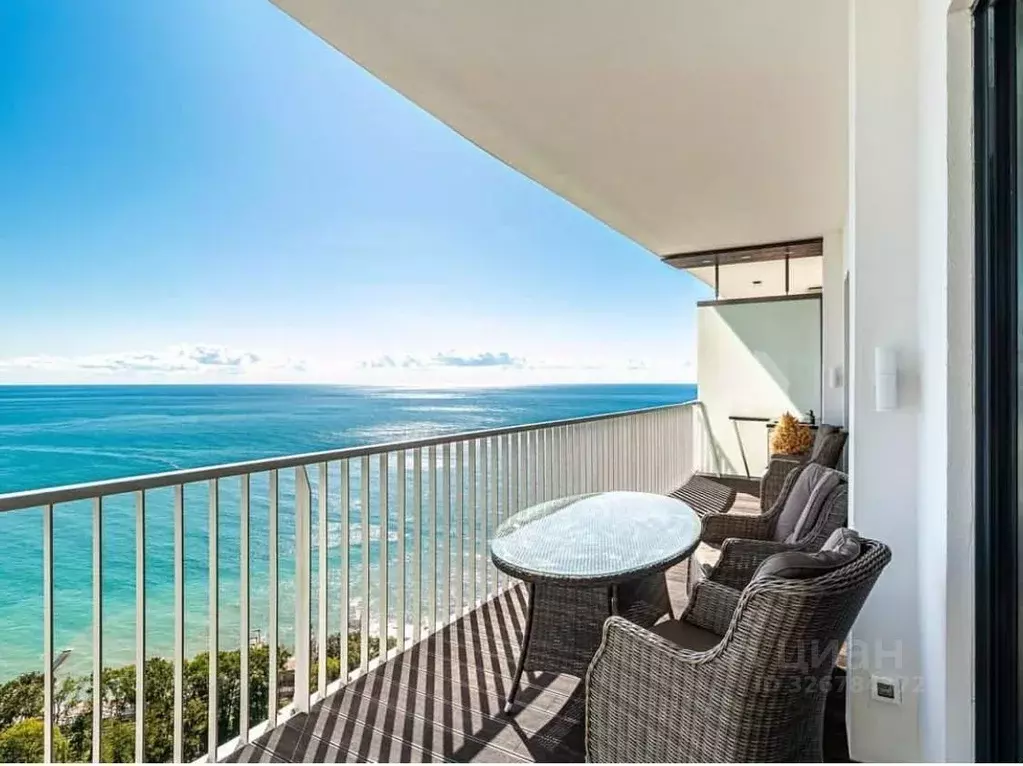 2-к кв. Краснодарский край, Сочи Курортный просп., 105 (90.0 м) - Фото 1