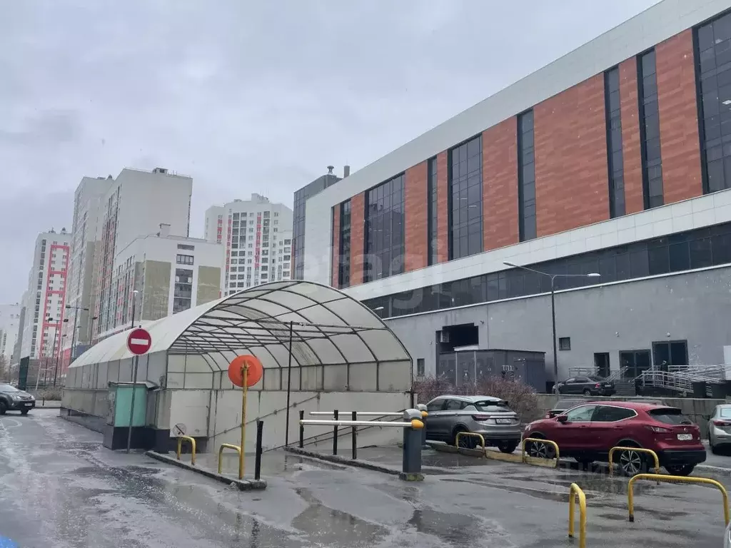 Гараж в Свердловская область, Екатеринбург ул. Вильгельма де Геннина, ... - Фото 1