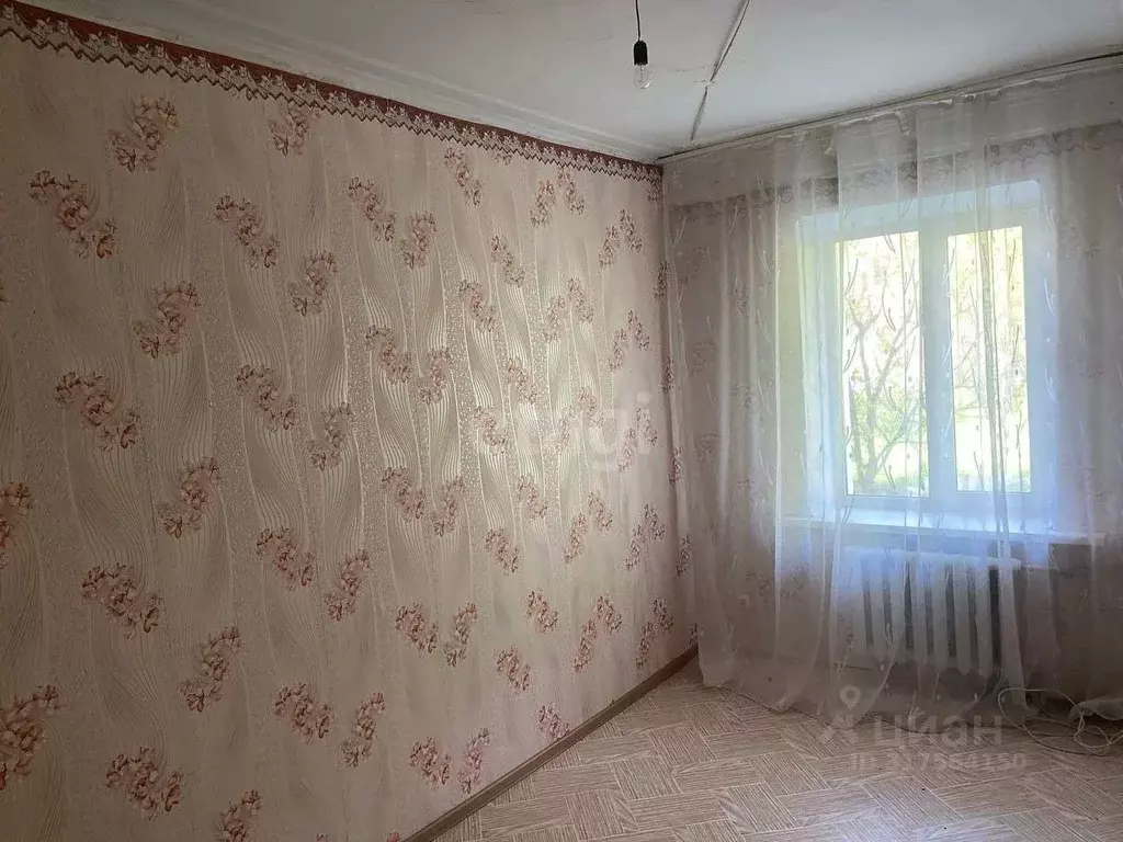 3-к кв. Белгородская область, Шебекино Садовая ул., 15 (56.4 м) - Фото 0