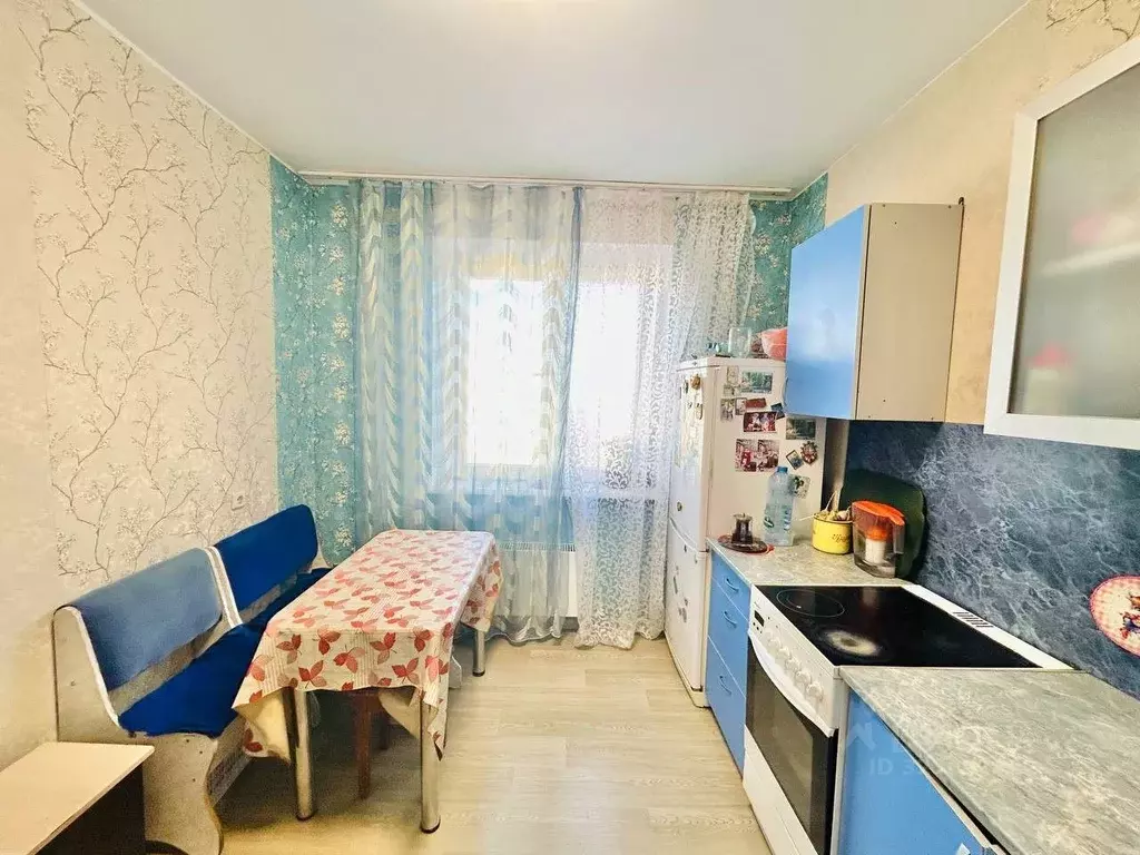 3-к кв. Омская область, Омск Тарская ул., 259к1 (68.7 м) - Фото 2