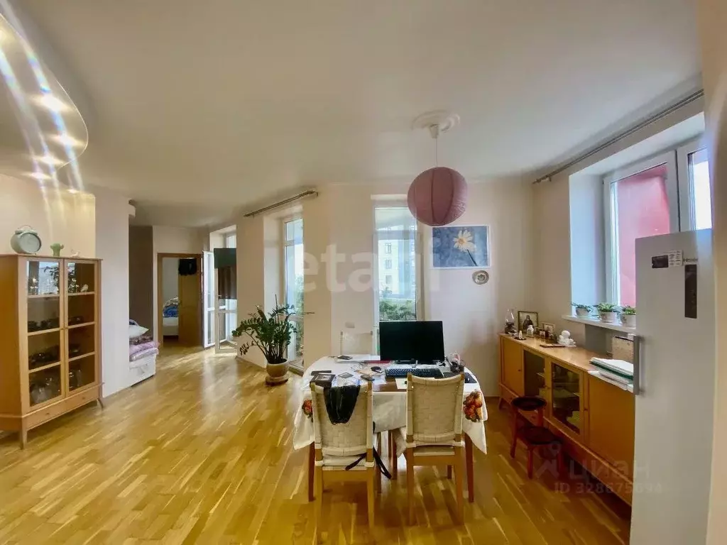 2-к кв. Коми, Сыктывкар Первомайская ул., 40 (82.7 м) - Фото 1