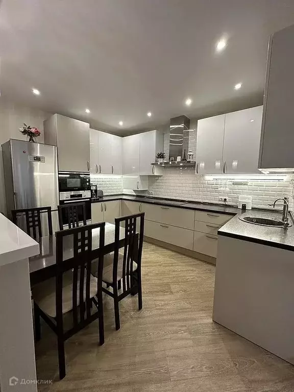 Продаётся 3-к квартира, 100 м - Фото 0