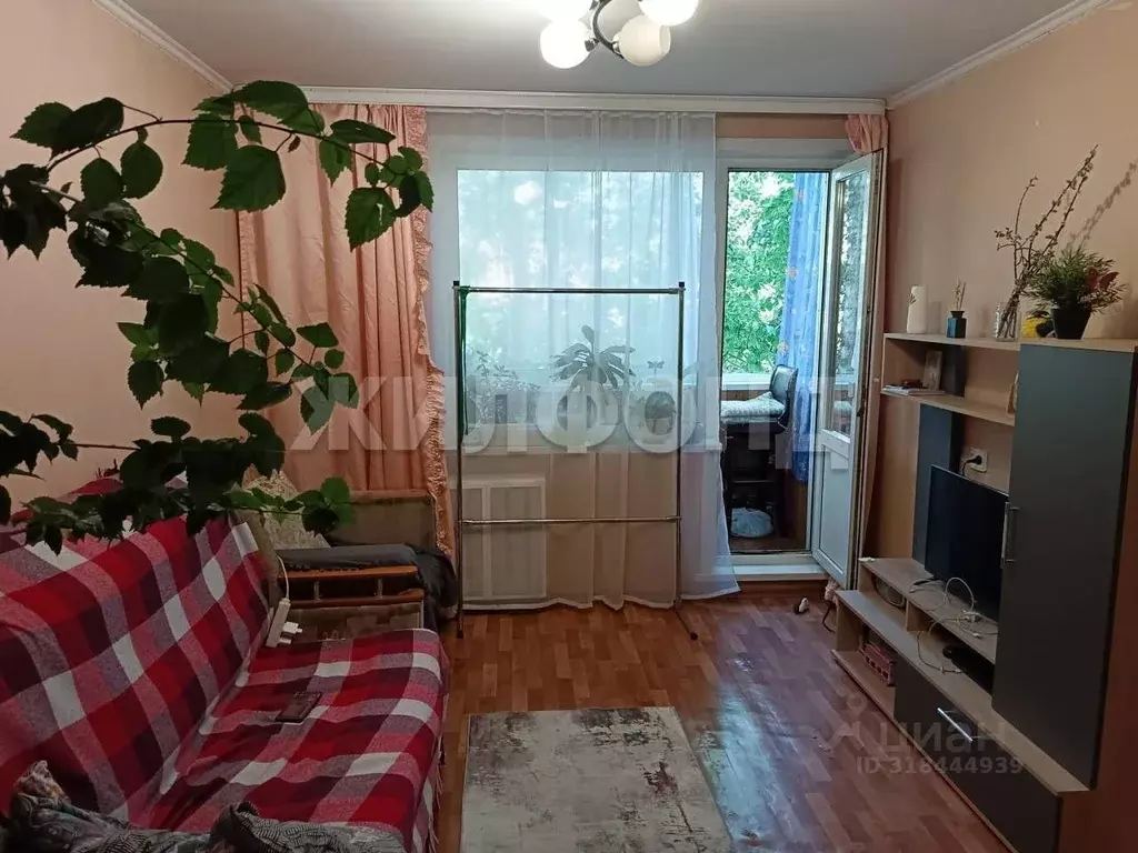 2-к кв. Новосибирская область, Новосибирск ул. Грибоедова, 75 (42.6 м) - Фото 0