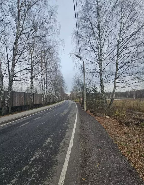 Участок в Московская область, Лосино-Петровский городской округ, д. ... - Фото 2