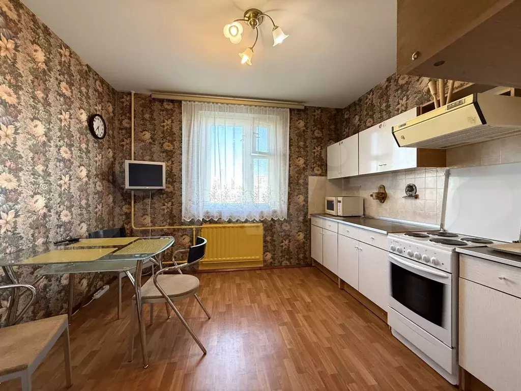 2-к. квартира, 55,5 м, 9/17 эт. - Фото 0
