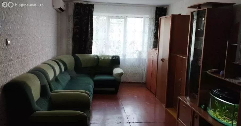 3-комнатная квартира: Феодосия, улица Анюнаса, 2 (72 м) - Фото 1