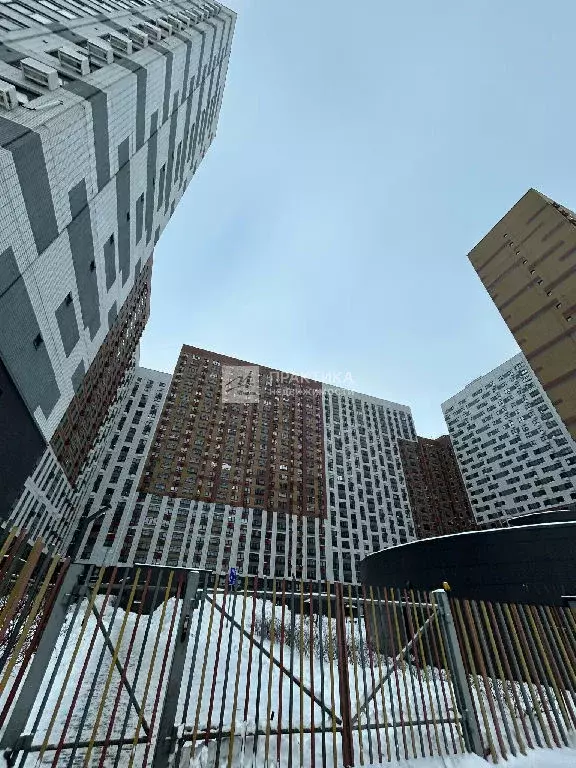 Продается 3-комнатная квартира - Фото 1