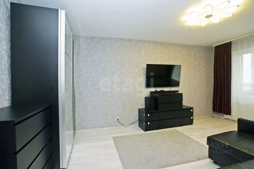 1-к кв. Омская область, Омск ул. Архиепископа Сильвестра, 17 (36.9 м) - Фото 1