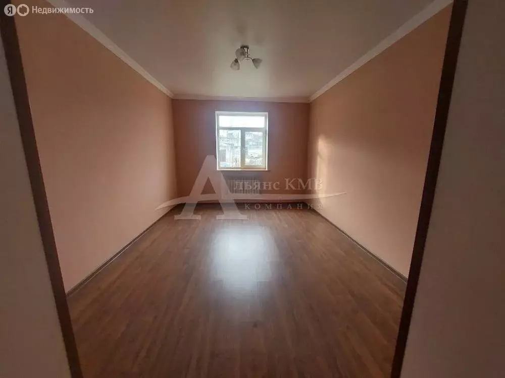 Дом в Кисловодск, улица Кутузова (328 м) - Фото 1