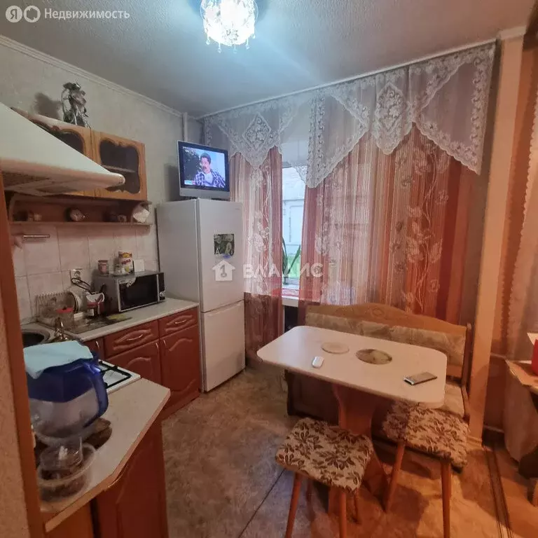 2-комнатная квартира: Владимир, улица Усти-на-Лабе, 15 (46 м) - Фото 1