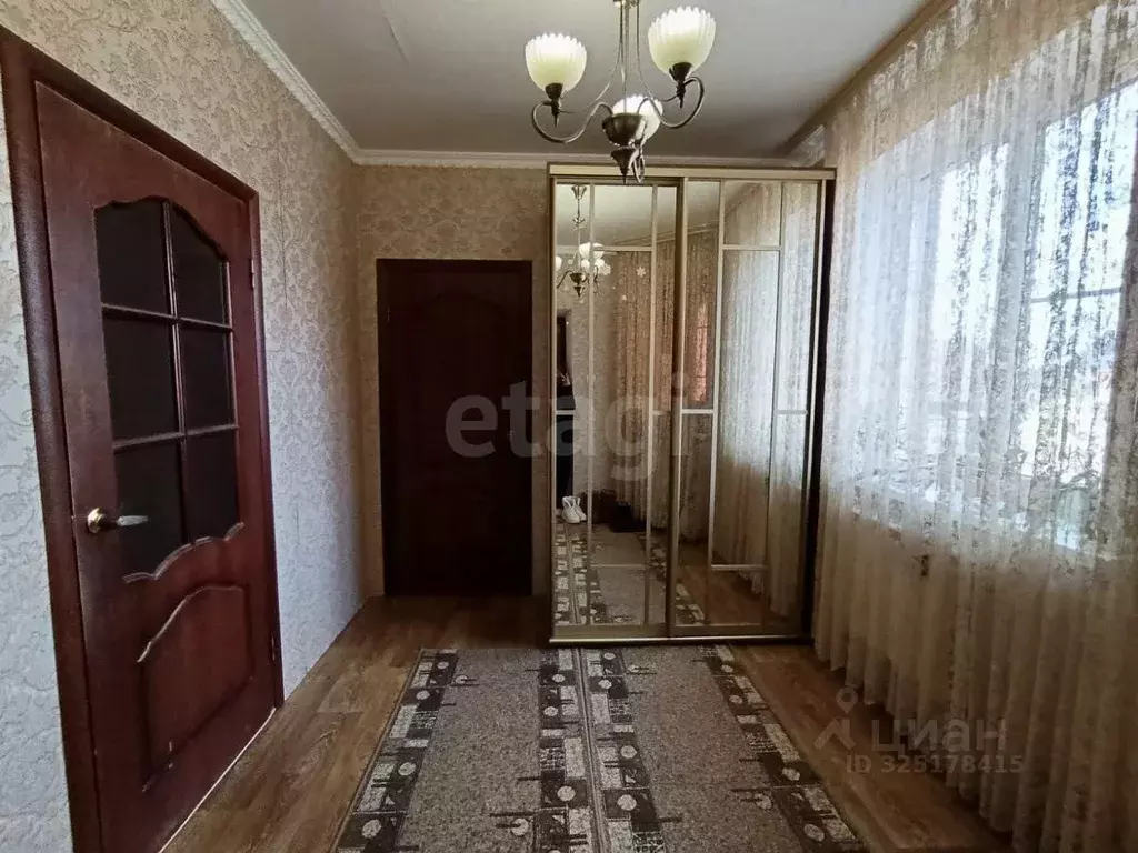 Дом в Калужская область, Дзержинский муниципальный округ, с. Дворцы ... - Фото 1