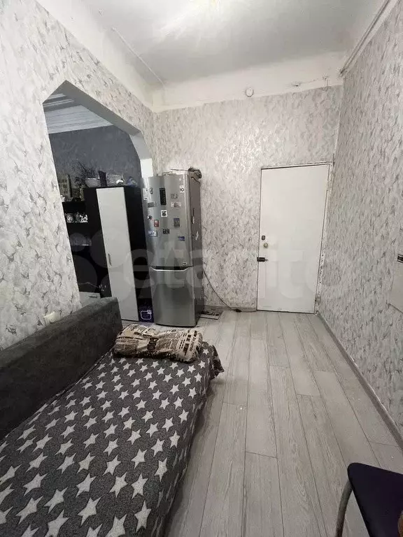 Комната 17,6 м в 2-к., 2/2 эт. - Фото 1