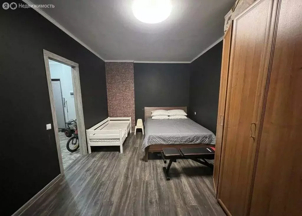1-комнатная квартира: Лобня, улица Жирохова, 1 (42 м) - Фото 1