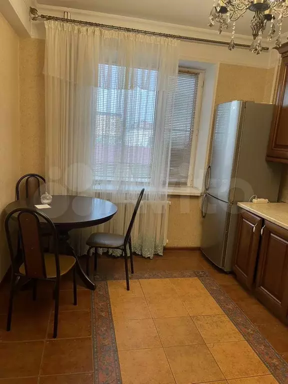 1-к. квартира, 40 м, 4/8 эт. - Фото 1