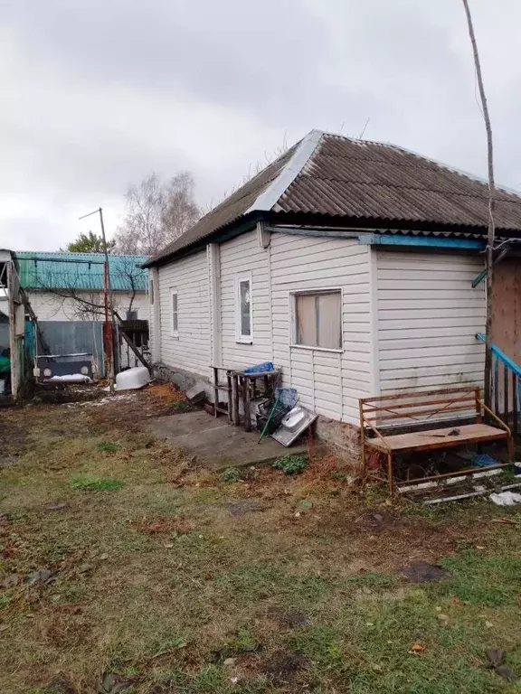 Дом в Белгородская область, Старооскольский городской округ, с. ... - Фото 1