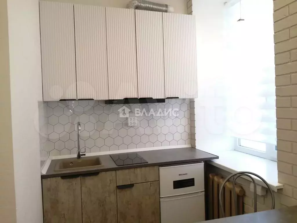 Комната 13,4 м в 8-к., 2/5 эт. - Фото 0