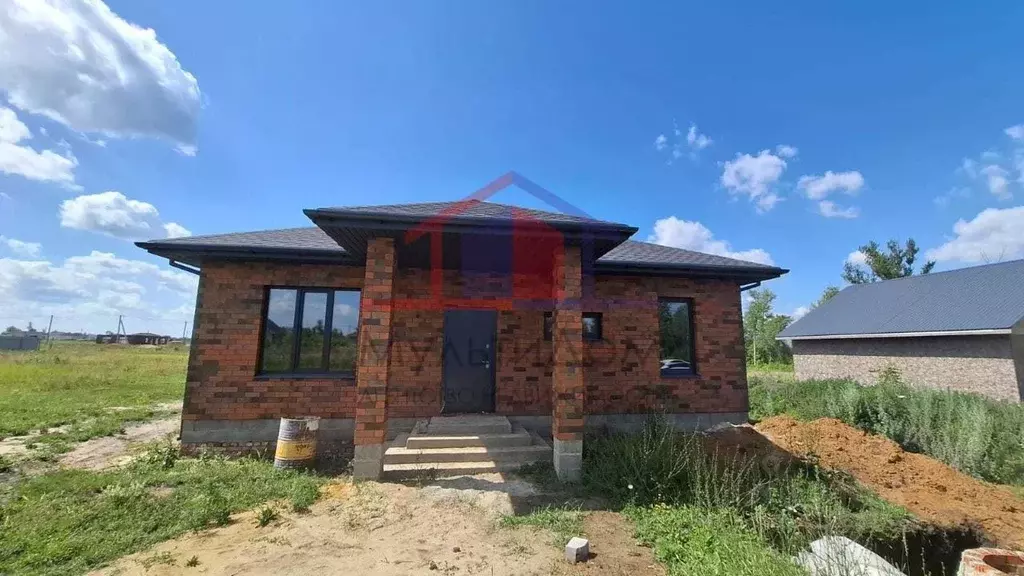 Коттедж в Белгородская область, Старооскольский городской округ, с. ... - Фото 0