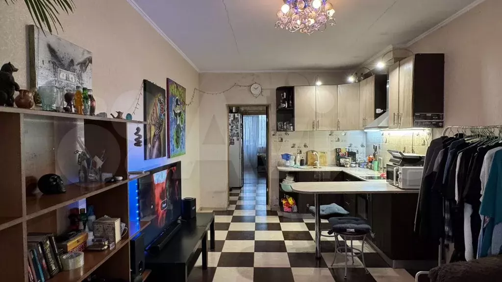 1-к. квартира, 45 м, 4/6 эт. - Фото 0