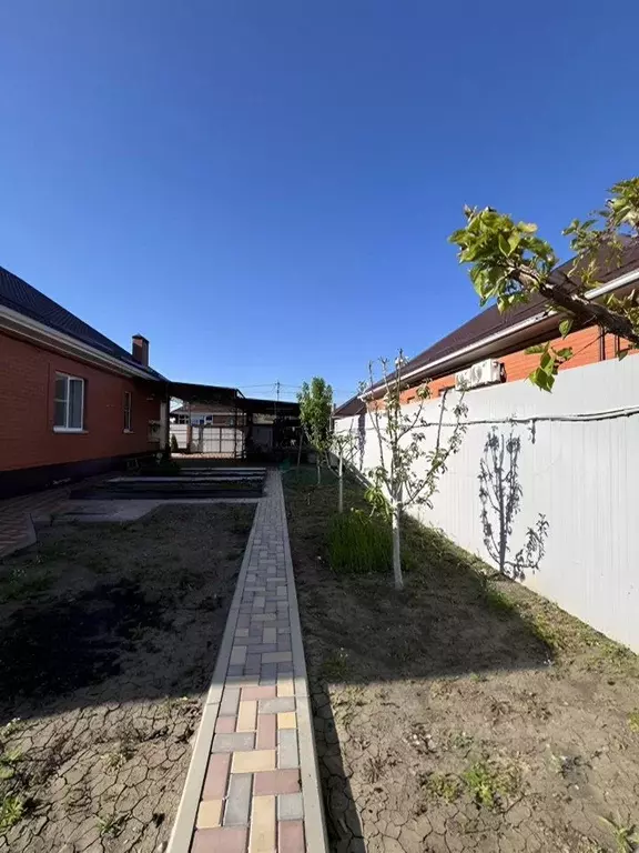 Дом в Краснодарский край, Динской район, с. Красносельское, Северный ... - Фото 2