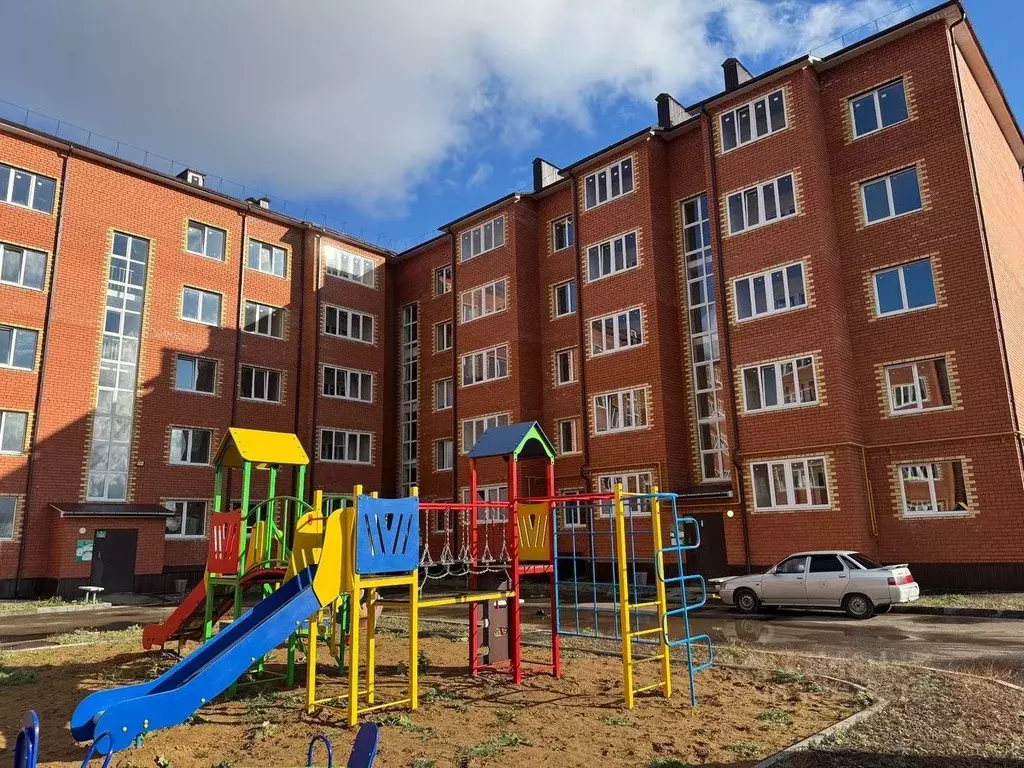 1-к кв. Оренбургская область, Бузулук Гая ул., 100 (39.4 м) - Фото 0